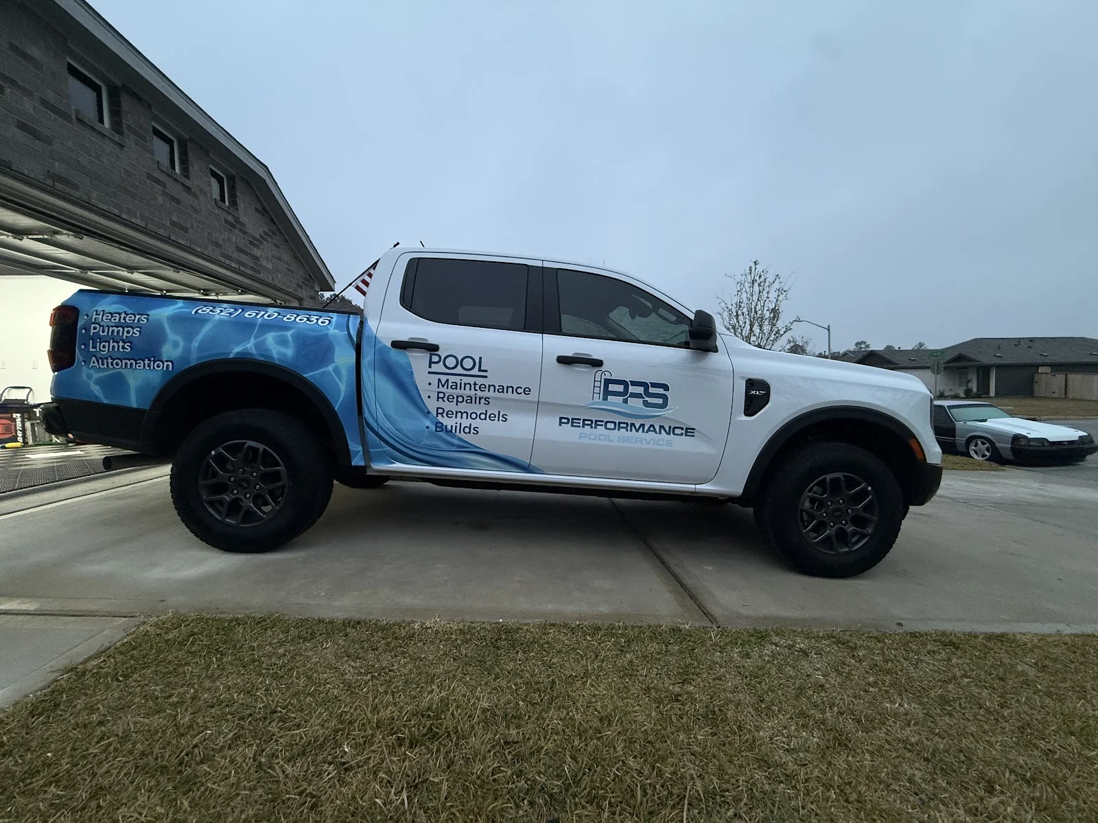 Davidson Auto Wraps storefront in Conroe, TX